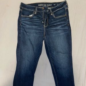 American Eagle dark wash skinny jeans